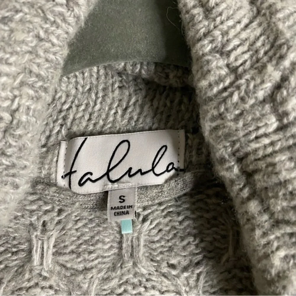 Talula Women's Light Gray Cable Knit Open Front Cardigan - Picture 5 of 8
